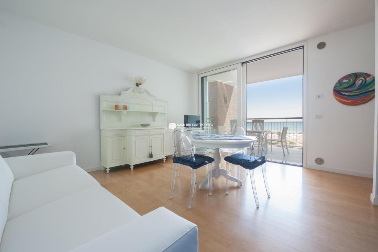 Residence Frontemar Lido di Jesolo Exterior foto